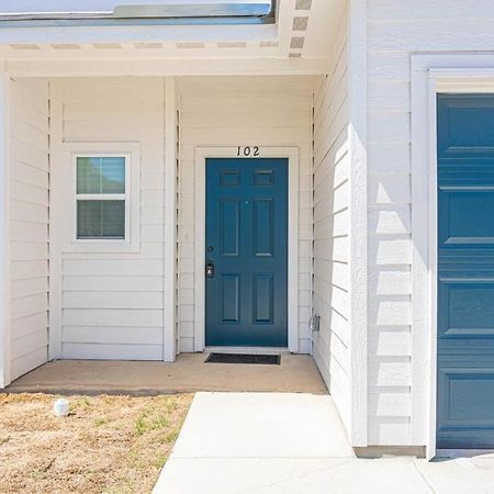 Gorgeous, Brand New 3 Bedrooms Home- Built 2024, Near Seaworld & Lackland Afb 圣安东尼奥 外观 照片