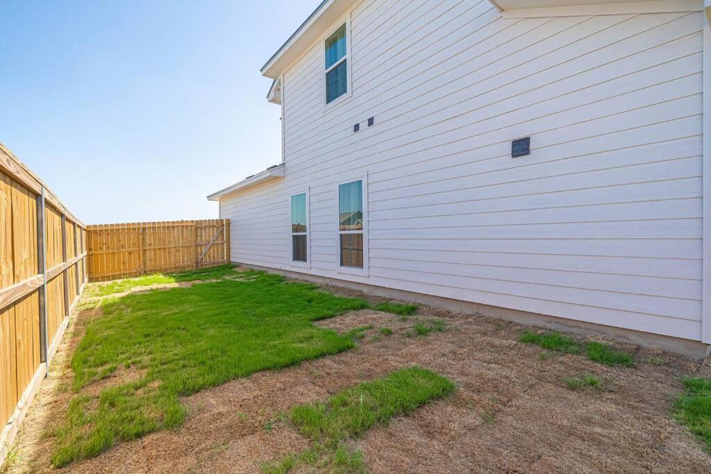 Gorgeous, Brand New 3 Bedrooms Home- Built 2024, Near Seaworld & Lackland Afb 圣安东尼奥 外观 照片