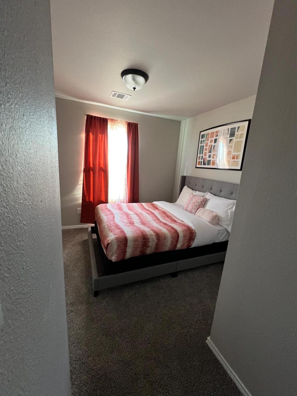 Gorgeous, Brand New 3 Bedrooms Home- Built 2024, Near Seaworld & Lackland Afb 圣安东尼奥 外观 照片