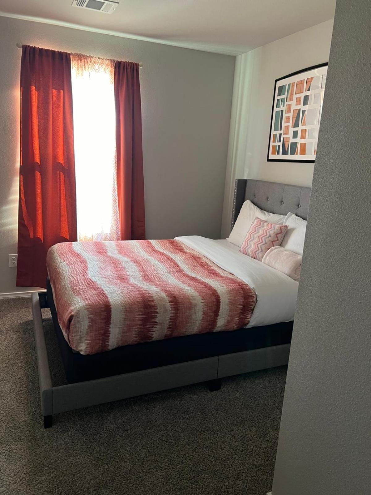 Gorgeous, Brand New 3 Bedrooms Home- Built 2024, Near Seaworld & Lackland Afb 圣安东尼奥 外观 照片